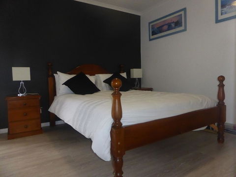 Lure Bed And Breakfast - Gold Coast 4U 6