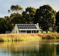 The Lake House Retreat - Accommodation Gold Coast