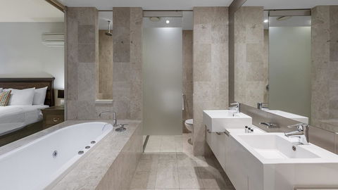 Oaks Casuarina Santai Resort - Gold Coast 4U 2