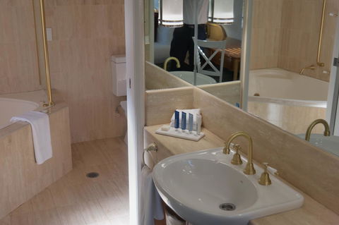 Pacific Bay Resort - Gold Coast 4U 1