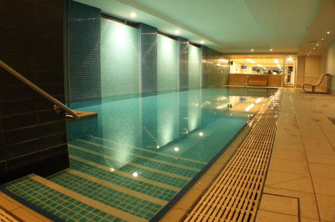 Beachside Luxury Apartments One & Two Bedroom In Beachfront Oaks Pier Building - Accommodation Gold Coast 32