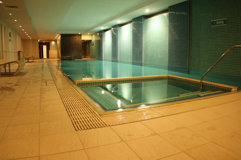 Beachside Luxury Apartments One & Two Bedroom In Beachfront Oaks Pier Building - Accommodation Gold Coast 37