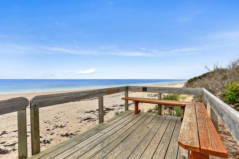 'The Hidden Diamond' - Normanville - Gold Coast 4U 1