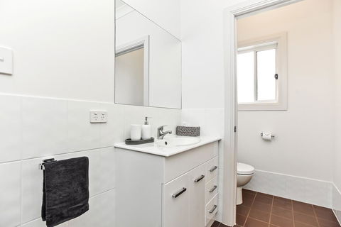 'The Hidden Diamond' - Normanville - Gold Coast 4U 27