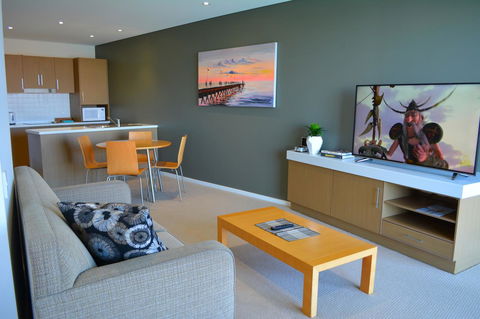 Wallaroo Marina Luxury Apartment - Accommodation Gold Coast 9
