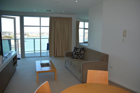 Wallaroo Marina Luxury Apartment - Accommodation Gold Coast 26