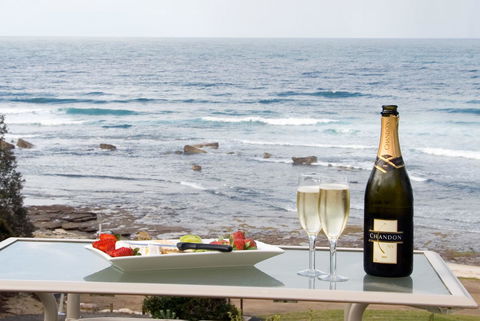 Mollymook Beach Waterfront - 1 Gold Coast 9