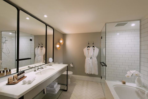Mayfair Hotel - Accommodation Gold Coast 17