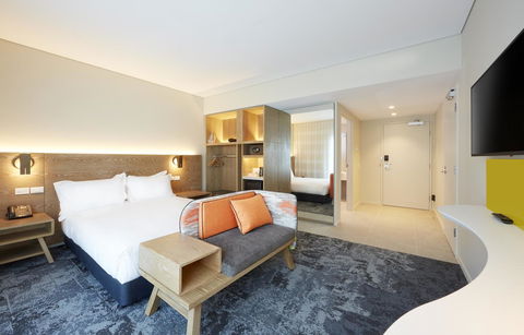 Holiday Inn Express Adelaide City Centre, An IHG Hotel - Accommodation Gold Coast 12