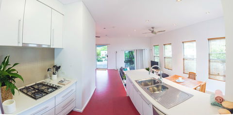 S T U D I O 22 Peaceful Retreat With Garden Views - Gold Coast 4U 4