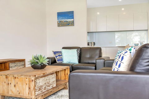 Eastern Breeze - Accommodation Gold Coast 28