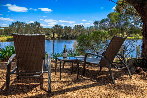 Stonewell Cottages And Vineyards - Accommodation Gold Coast 5