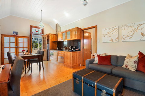 Stonewell Cottages And Vineyards - Accommodation Gold Coast 44