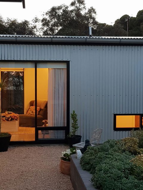 Sinclair Eco House - Gold Coast 4U 13