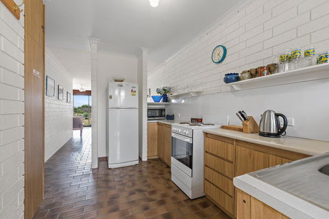 Sun & Surf Aldinga Beach Apartment - Gold Coast 4U 7