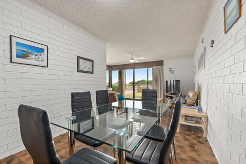 Sun & Surf Aldinga Beach Apartment - Gold Coast 4U 5