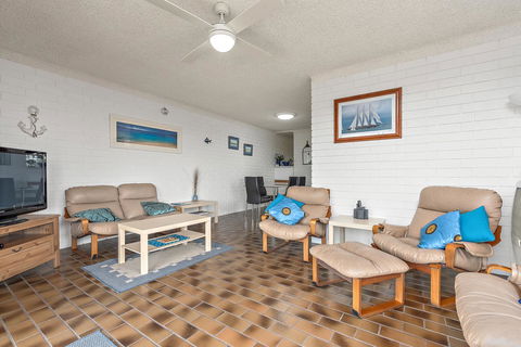 Sun & Surf Aldinga Beach Apartment - Gold Coast 4U 2