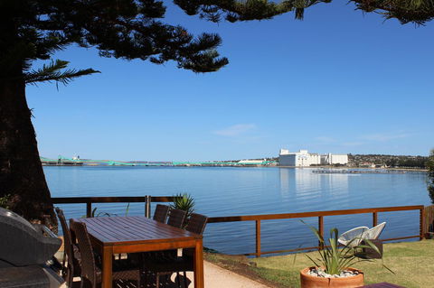 Bay 10 - Suites And Apartments - Gold Coast 4U 29