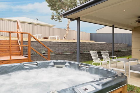 Boutique Getaway On Wright - Accommodation Gold Coast 22