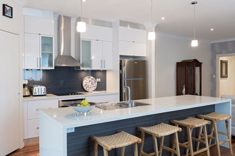 Boutique Getaway On Wright - Accommodation Gold Coast 0