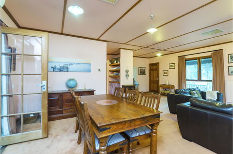 Rustic On 13th - Gold Coast 4U 7