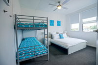 Book Port Moonta Accommodation Vacations 1 Gold Coast 1 Gold Coast