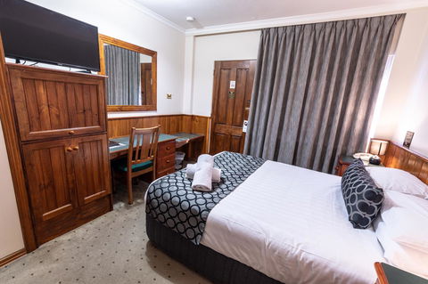 Astor Inn - Accommodation Gold Coast 4