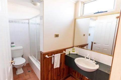Astor Inn - Accommodation Gold Coast 14