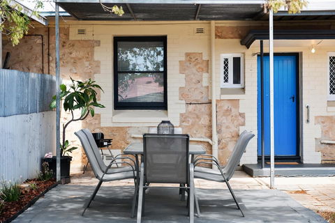 Cute And Cosy - Events, Workers, Getaways - Gold Coast 4U 12