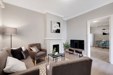 Cute And Cosy - Events, Workers, Getaways - Gold Coast 4U 8
