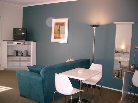 McLaren Vale Motel & Apartments - Accommodation Gold Coast 9