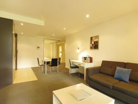 Oaks Glenelg Liberty Suites - Accommodation Gold Coast 22