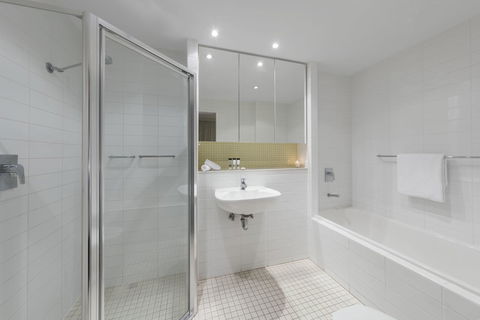 Oaks Glenelg Liberty Suites - Accommodation Gold Coast 28