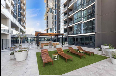 Resort Style Luxury City Apartment + Free Car Parking - Accommodation Gold Coast 23
