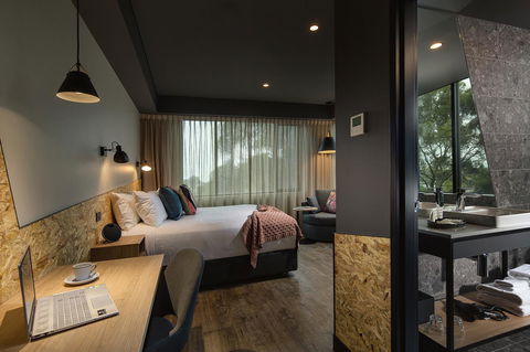 Marion Hotel - Accommodation Gold Coast 42