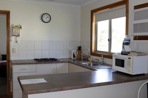 Cape Jervis Holiday Units - Gold Coast 4U 22