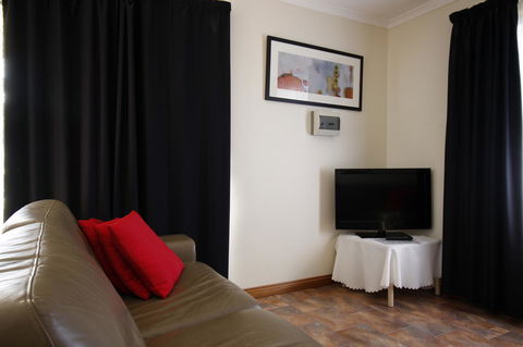 Cape Jervis Holiday Units - Gold Coast 4U 3