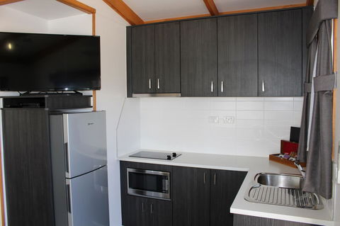 Ceduna Foreshore Caravan Park - 1 Gold Coast 1