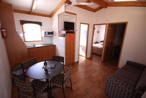 Ceduna Foreshore Caravan Park - 1 Gold Coast 37