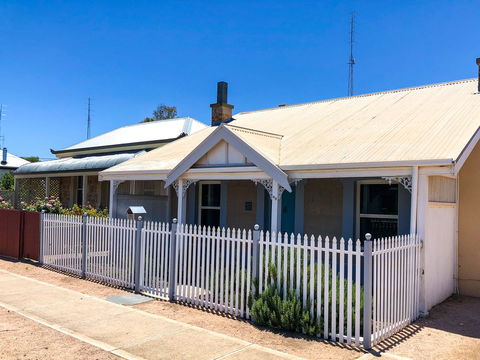 Inglenook Cottage - Accommodation Gold Coast 35