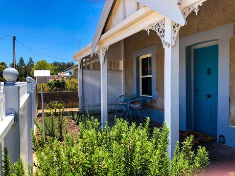 Inglenook Cottage - Accommodation Gold Coast 0