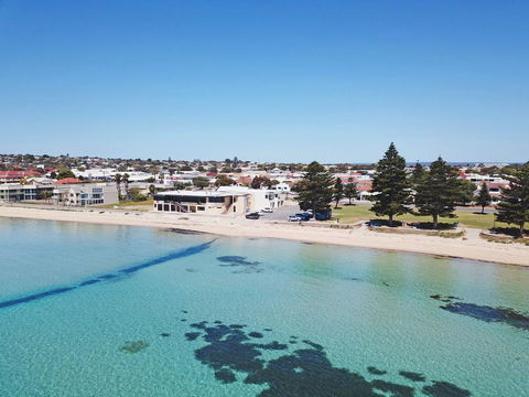 Tasman Beachside Apartment - Accommodation Gold Coast 12