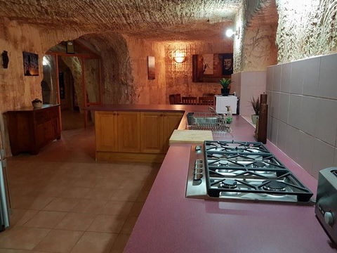 Zen Underground B&B - Accommodation Gold Coast 16