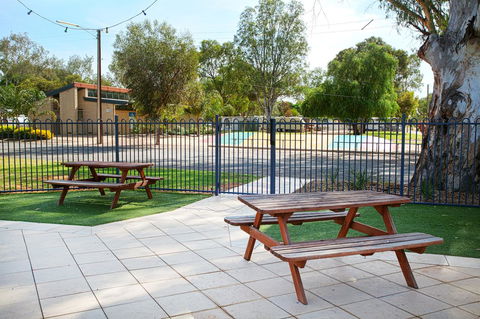 Discovery Parks - Lake Bonney - Gold Coast 4U 38