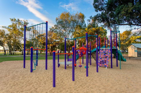Discovery Parks - Lake Bonney - Gold Coast 4U 31