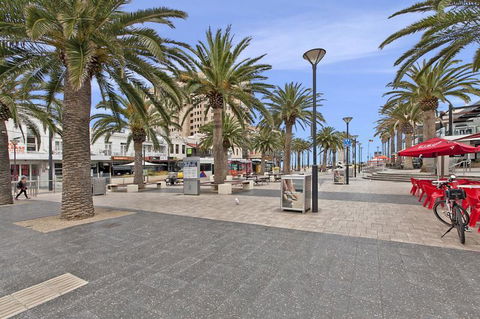 Glenelg Seaside Apartment - Accommodation Gold Coast 8