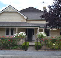 Tin House in Tanunda - Gold Coast 4U