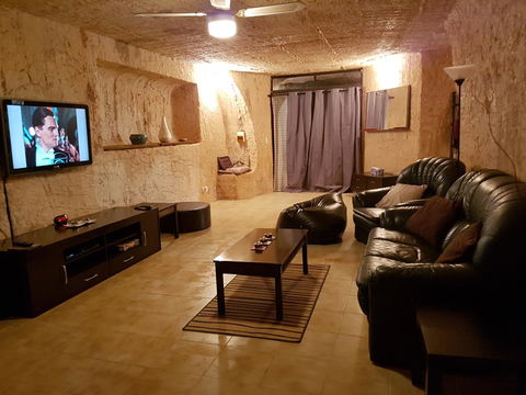 Underground Gem - Accommodation Gold Coast 0