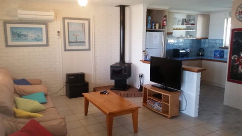 Wallaroo Sunset Home - Accommodation Gold Coast 23