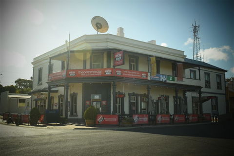 Commercial Hotel Morgan - Gold Coast 4U 0